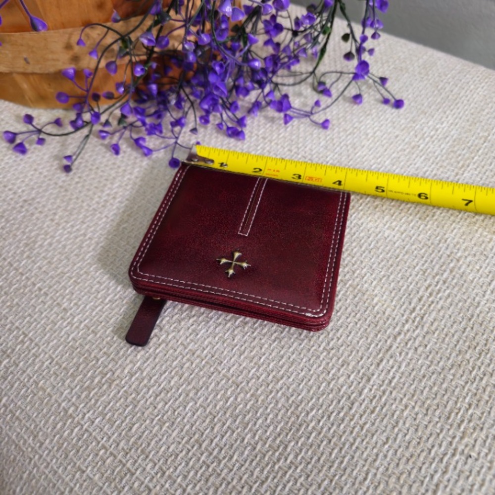Gothic Cross Stud Bifold Snap Wallet | Burgundy | 4x4in - Picture 6 of 8